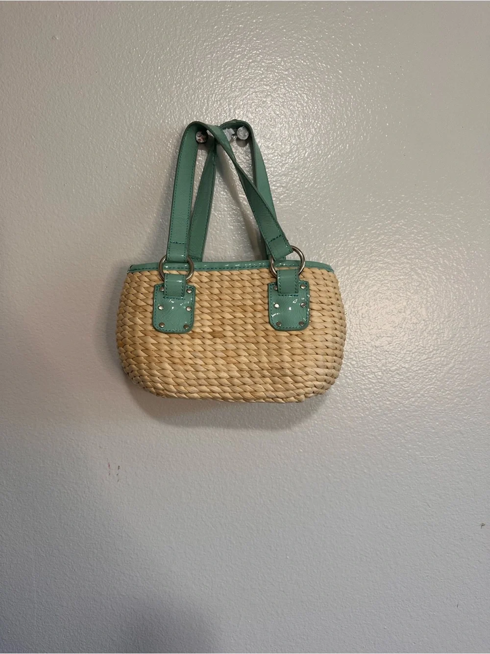 Liz Claiborne Straw Tote with Mint Green Trim